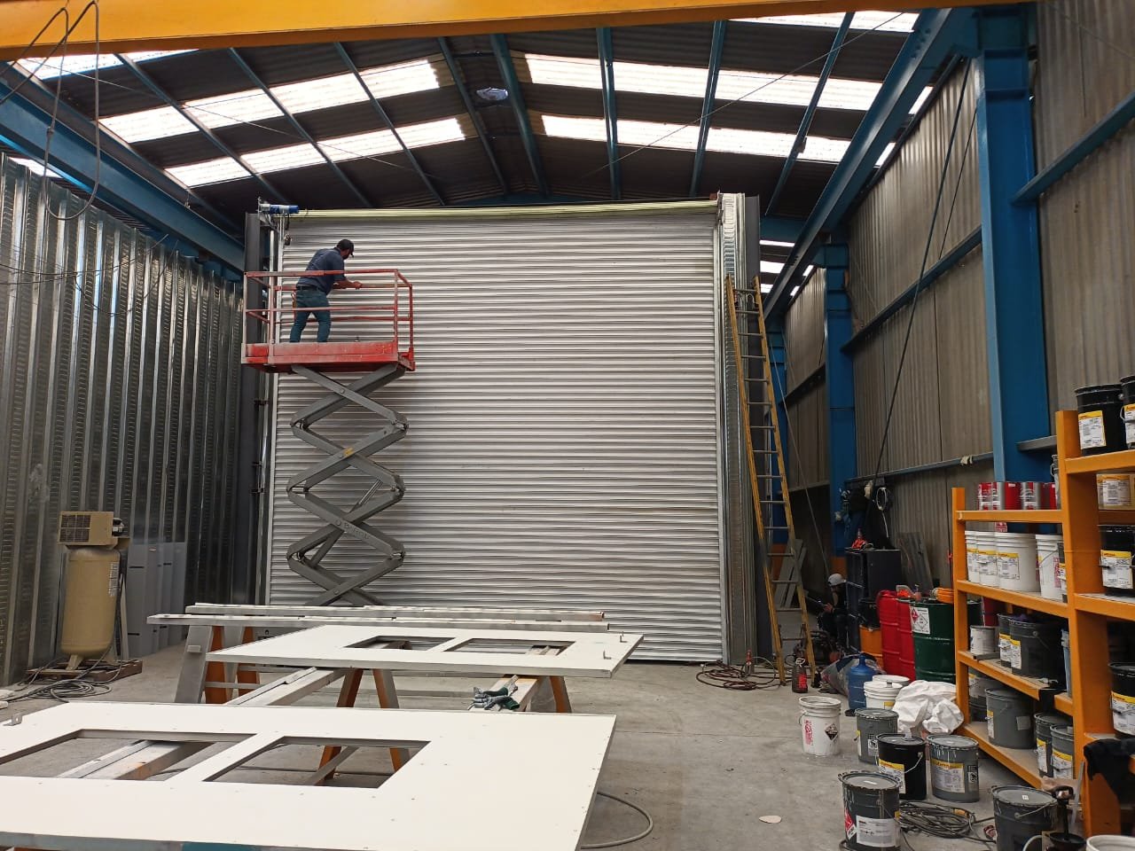 cortina-de-seguridad-para-empresas