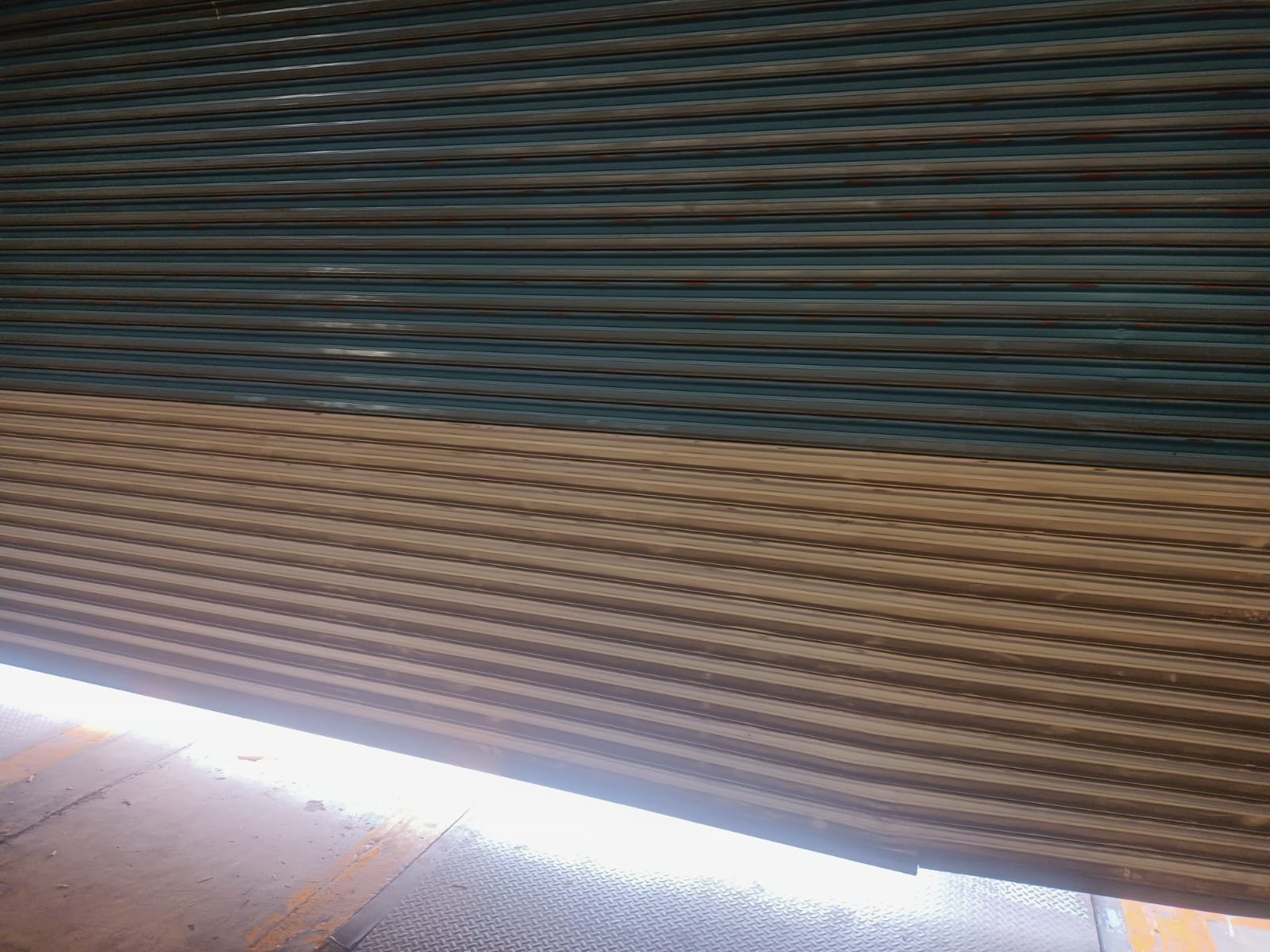 cortina-para-negocio